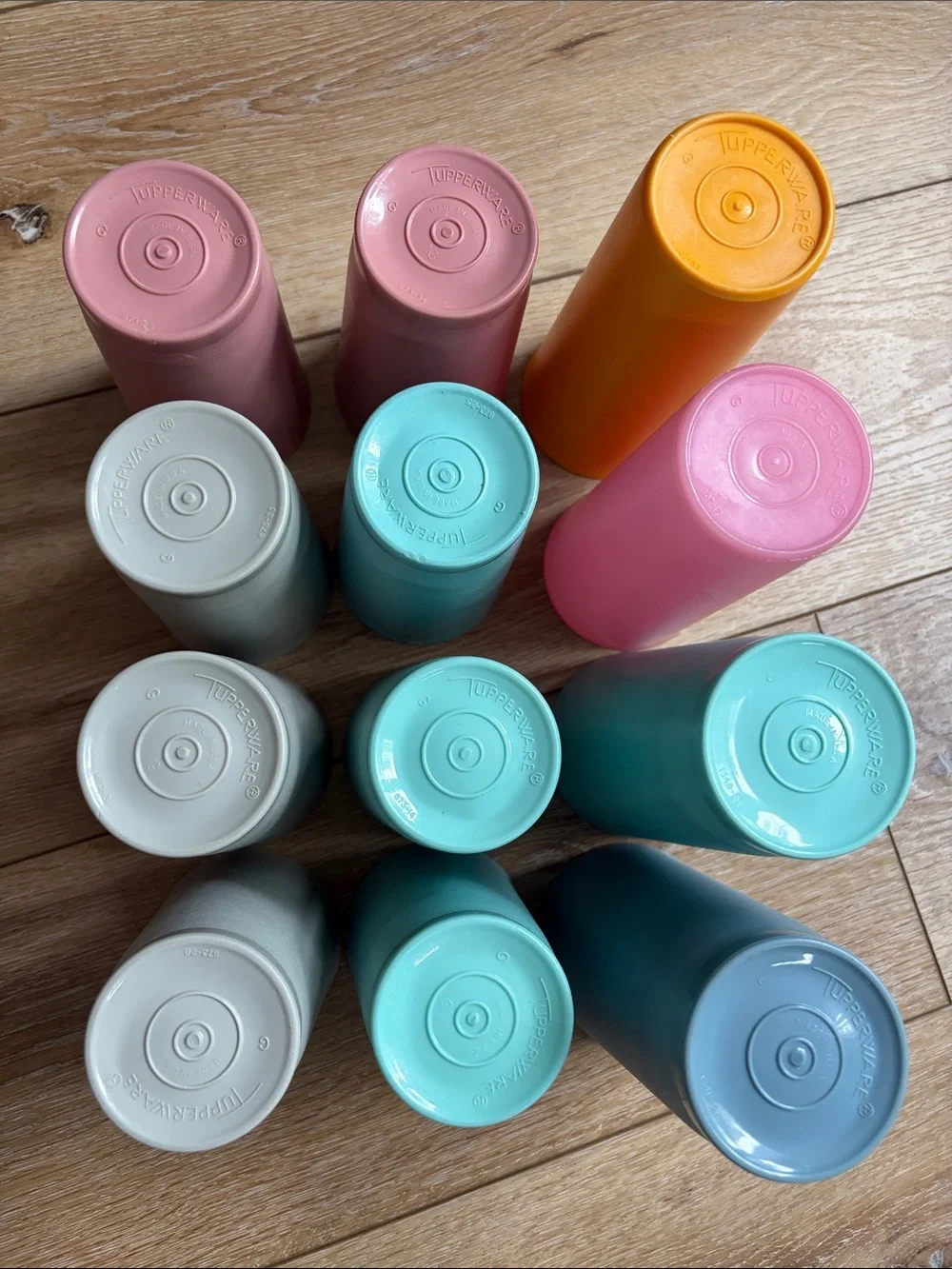Vintage Tupperware Tumblers 12oz 16oz Lot of 12 Pastel Blue Gray Pink Cups